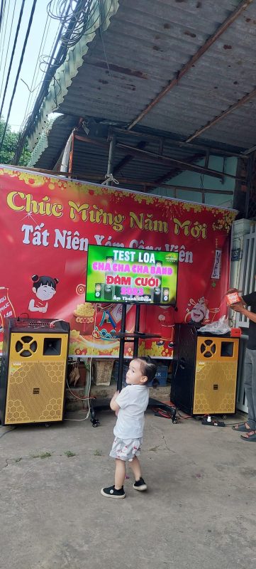 cho thuê loa kéo